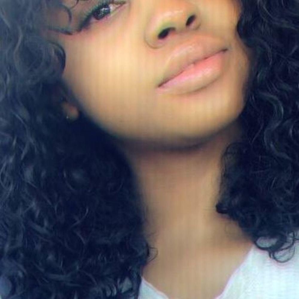 Meet your Posher, Adri-anna